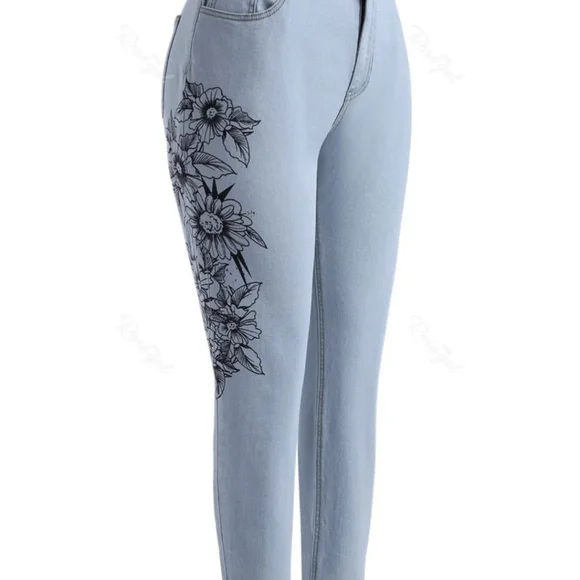 Plus Size 18 Women's Light Wash Floral Side Skinny Jeans Women's 2X New 18 - Picture 6 of 15